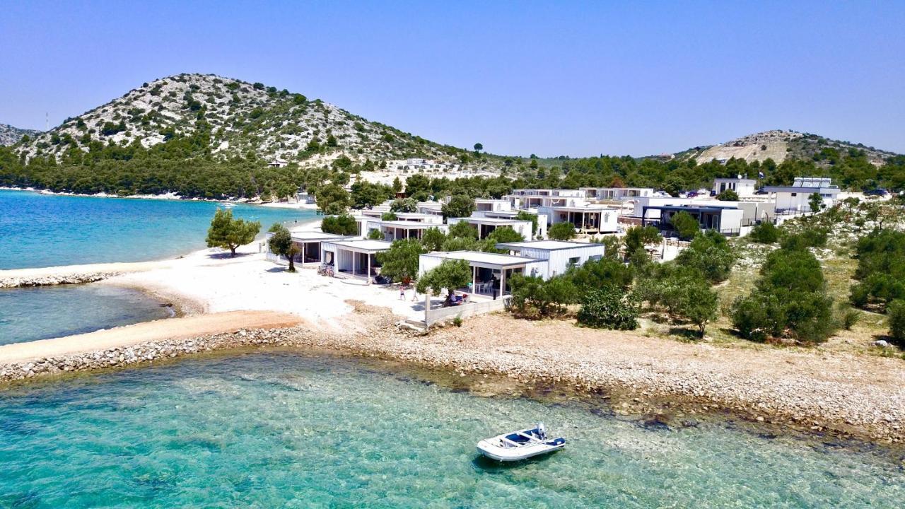 Buqez Eco Resort - Beach Villa 28 - Directly By Beach Drage Exterior photo